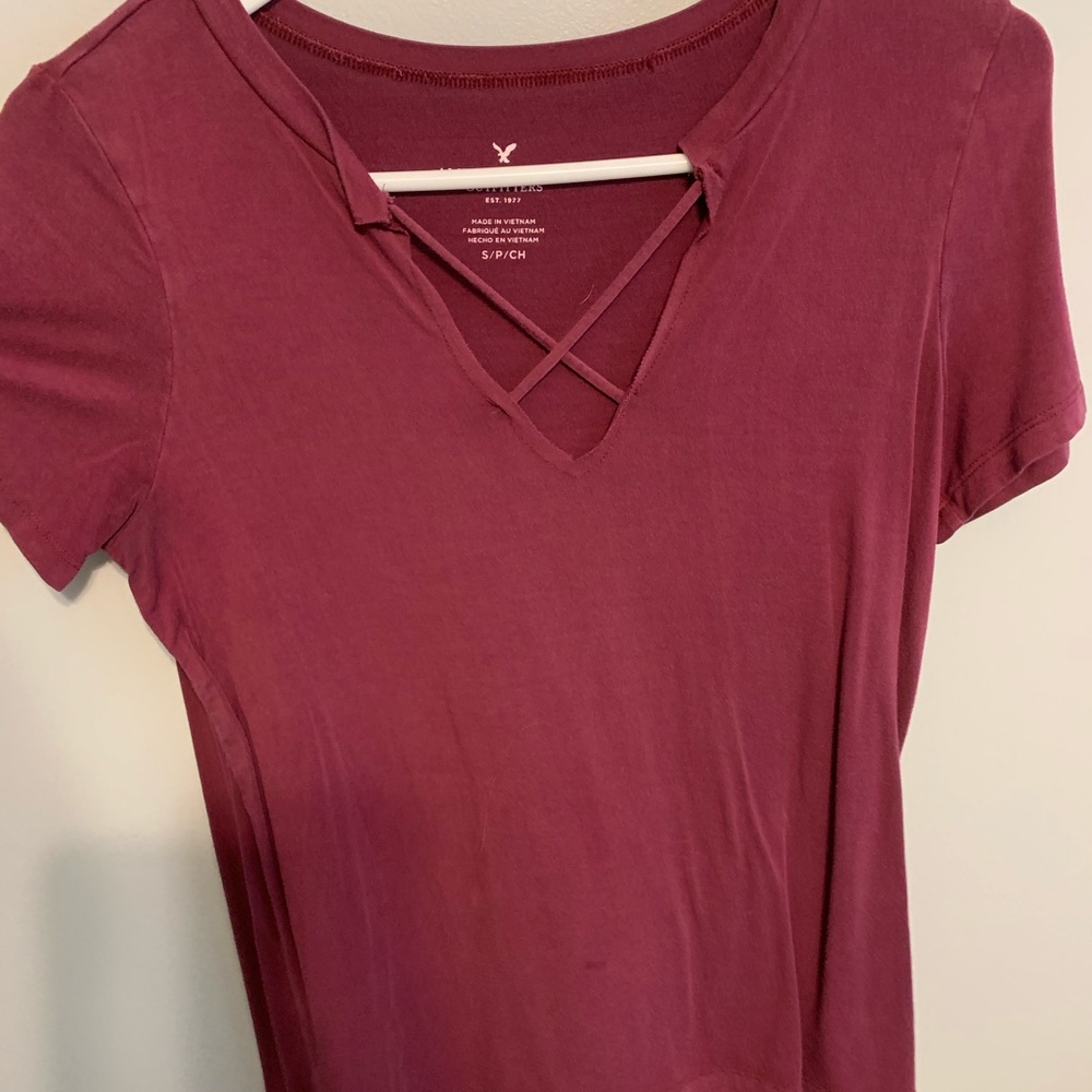 Maroon fitted top